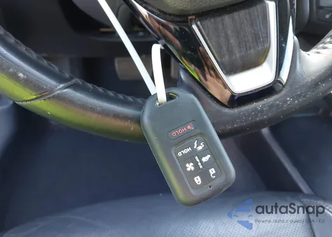 2021 Honda Clarity Plug-In Hybrid Touring from USA, damaged, VIN JHMZC5F34MC000292